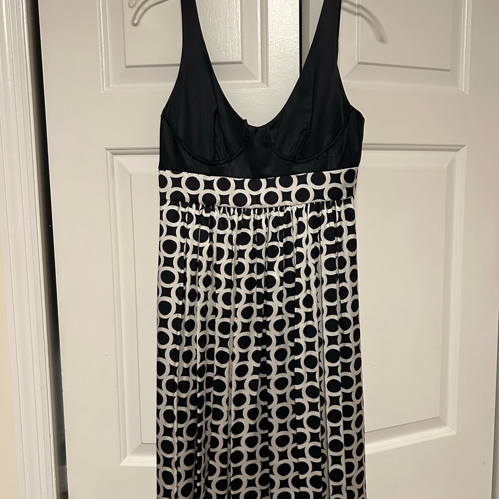 Arden B Black and Cream Geometric Midi Dress